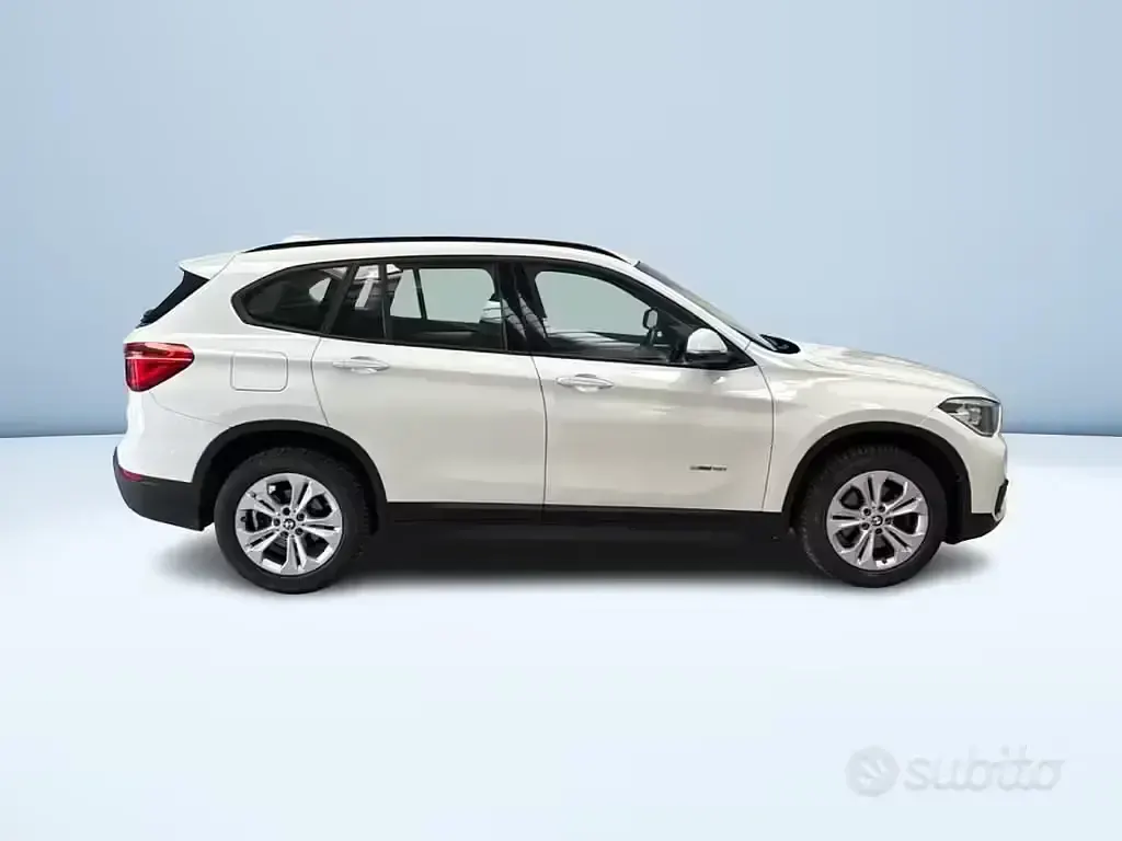 Usata BMW X1 Advantage 140 CV (102 kW) 2017 Bianco SUV