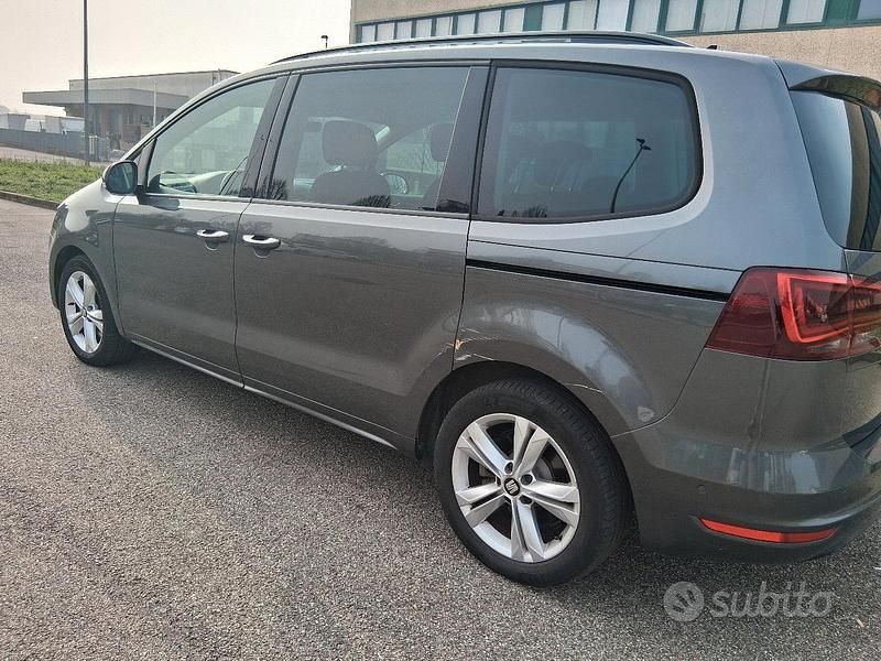 Usata Seat Alhambra 4Drive 150 CV (110 kW) 2016 Grigio Monovolume