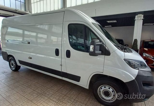 Usata Fiat Ducato 33 140 CV (102 kW) 2021 Bianco Furgone