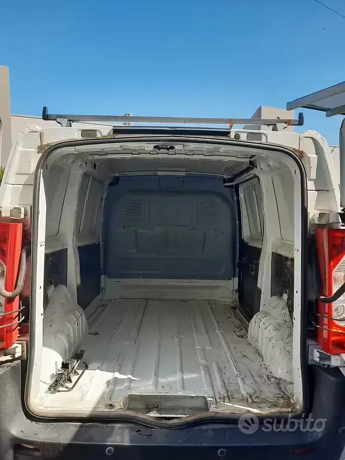 Usata Citroën Jumpy 128 CV (94 kW) 2015 Bianco Monovolume