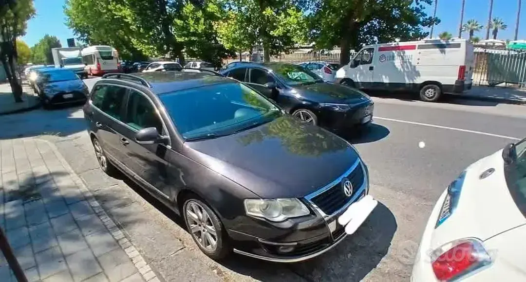 Usata VW Passat 136 CV (100 kW) 2010 Nero Berlina