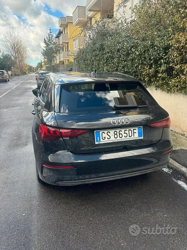 Usata Audi A3 Comfort 150 CV (110 kW) 2023 Nero Berlina