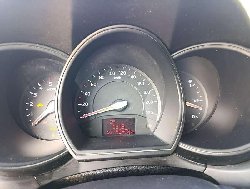 Usata Kia Rio EX 90 CV (66 kW) 2012 Berlina