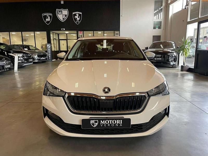Usata Skoda Scala Ambition 90 CV (66 kW) 2020 Bianco Utilitaria