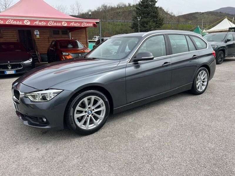 Grigio Usata 2019 BMW 316 Sport Line Station wagon | 16.500 € (Buon prezzo) - Immagine 1/4