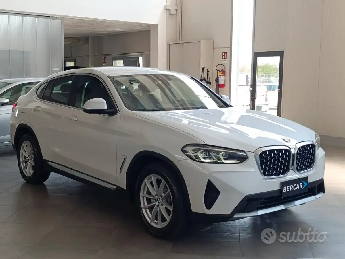 Usata BMW X4 Performance 190 CV (139 kW) 2022 Bianco SUV