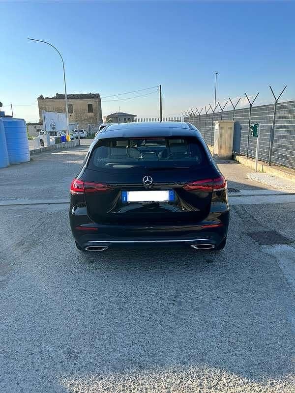 Usata Mercedes B200 Executive 150 CV (110 kW) 2022 Monovolume