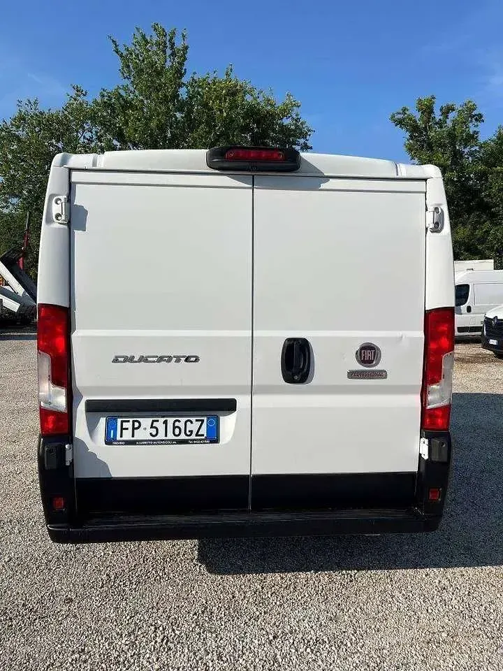 Usata Fiat Ducato 116 CV (85 kW) 2018 Bianco Furgone