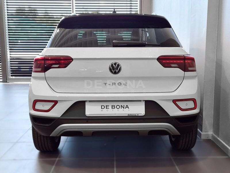 Nuova VW T-Roc Life 116 CV (85 kW) 2025 Bianco SUV
