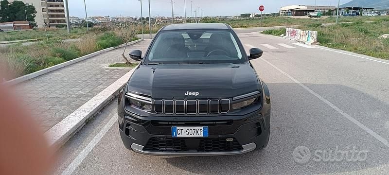 Usata Jeep Avenger 100 CV (73 kW) 2024 Nero SUV
