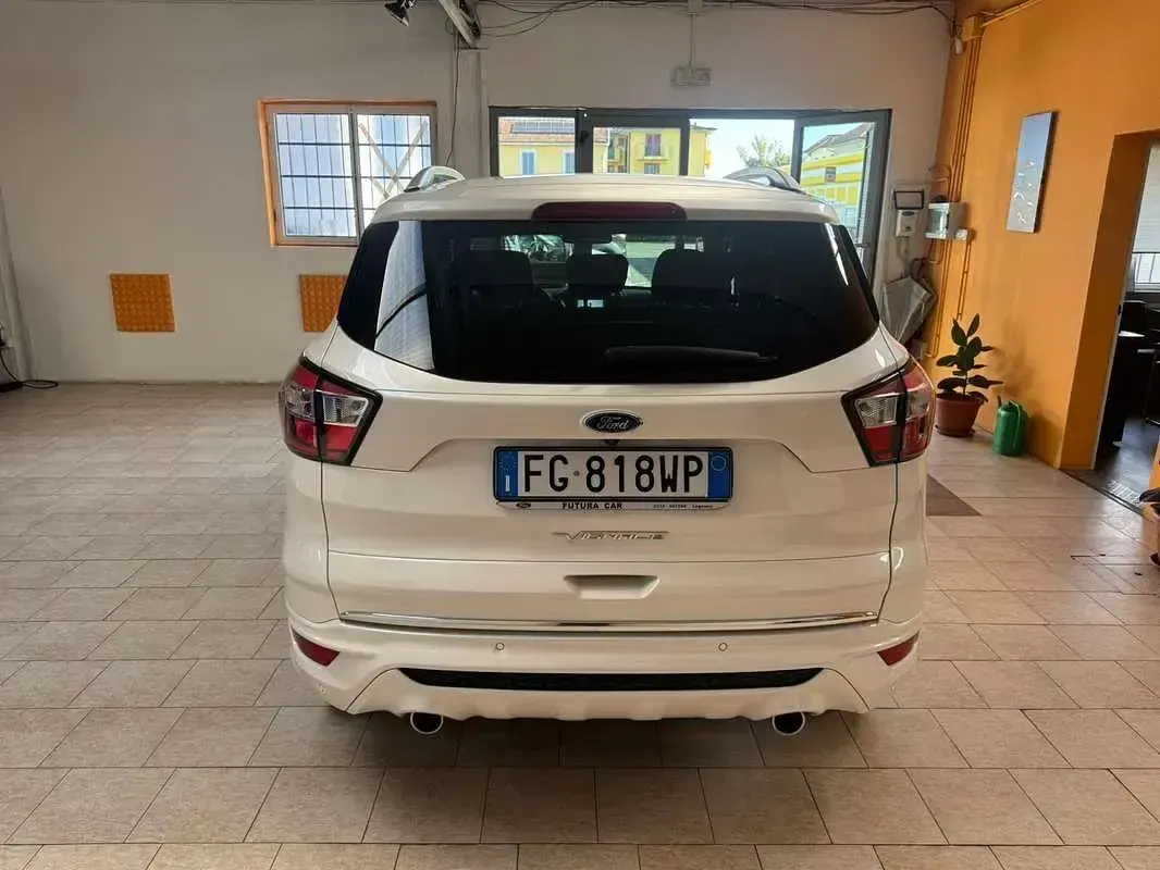 Usata Ford Kuga Titanium 179 CV (131 kW) 2013 SUV