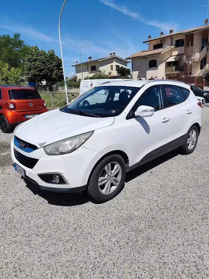 Usata Hyundai ix35 Style 115 CV (84 kW) 2012 Bianco SUV