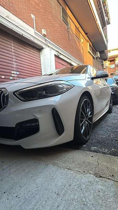 Usata BMW 118 Advantage 150 CV (110 kW) 2019 Utilitaria
