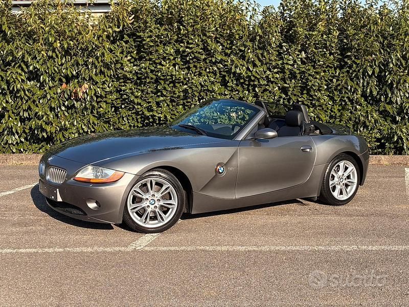 Usata BMW Z4 231 CV (169 kW) 2003 Grigio Cabrio