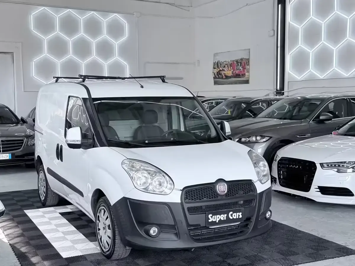 Usata Fiat Doblò Active 120 CV (88 kW) 2013 Bianco Monovolume