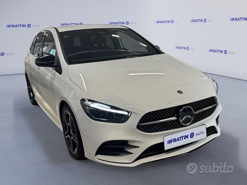 Usata Mercedes B200 AMG Line Premium 2024 Bianco Monovolume