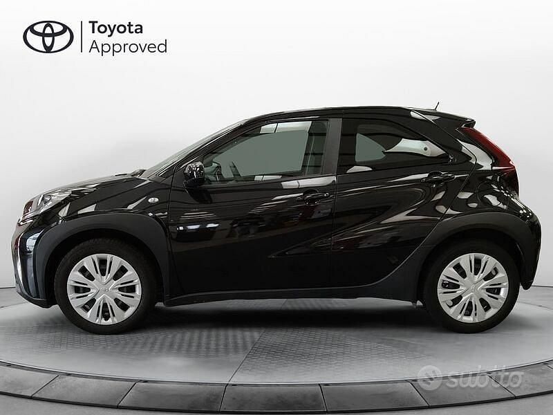 Usata Toyota Aygo X Active 72 CV (52 kW) 2023 Nero SUV