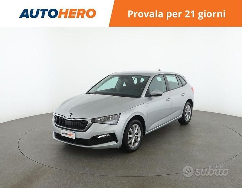 Grigio Usata 2021 Skoda Scala Utilitaria | 13.899 € (Ottimo prezzo) - Immagine 1/2