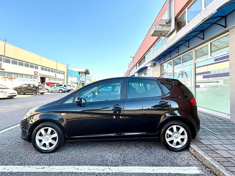 Käytetty Seat Altea 105 HP (77 kW) 2006 Musta Tila-auto