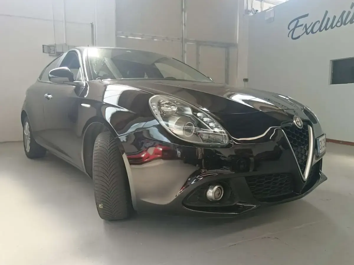 Usata Alfa Romeo Giulietta 105 CV (77 kW) 2014 Nero Utilitaria
