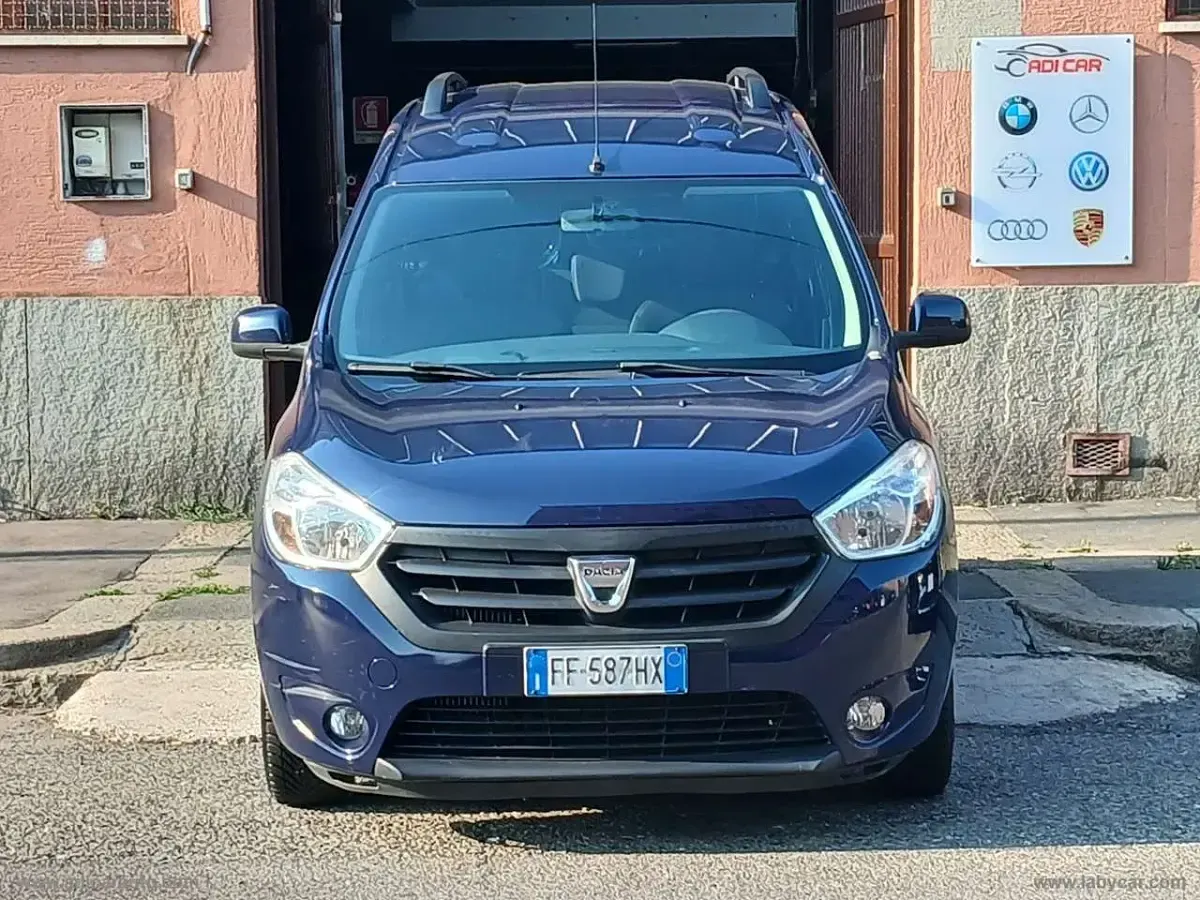 Usata Dacia Dokker Lauréate 75 CV (55 kW) 2016 Blu/azzurro Monovolume
