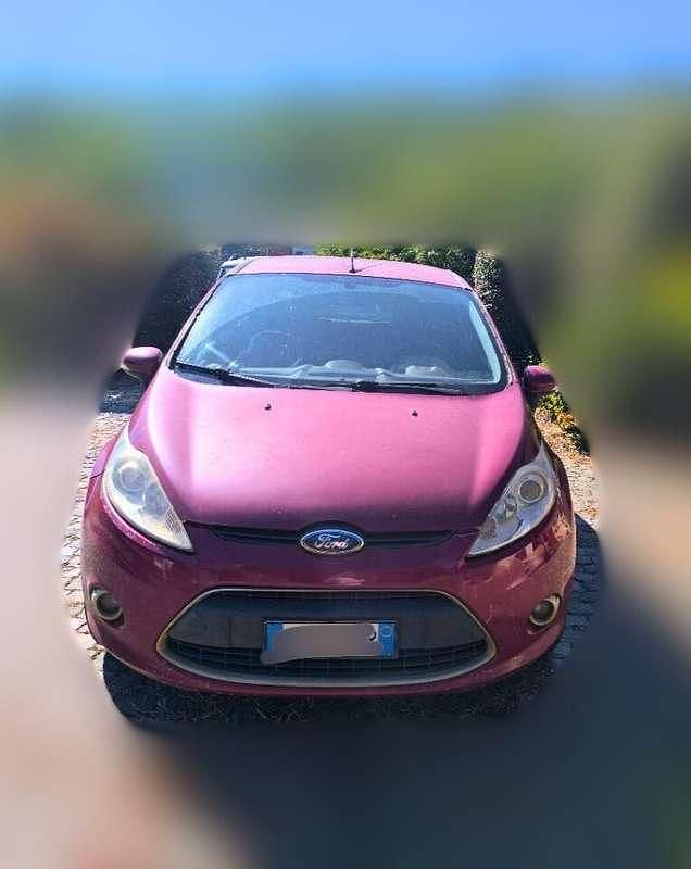 Usata Ford Fiesta Titanium 68 CV (50 kW) 2010 Berlina