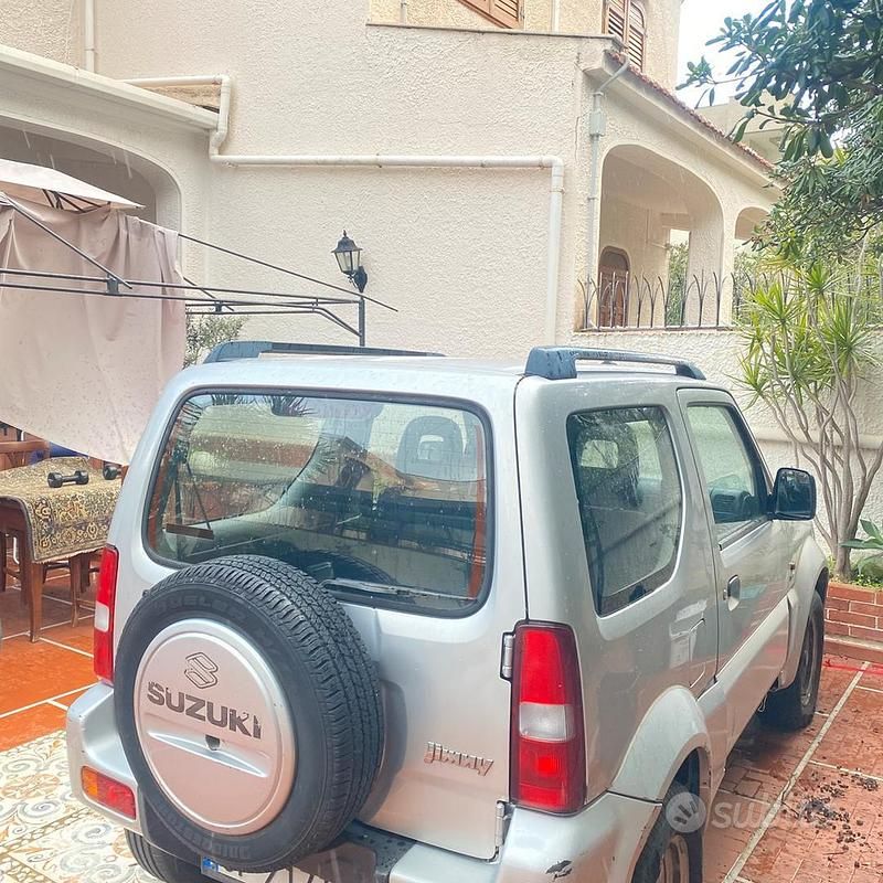 Usata Suzuki Jimny 2004 Grigio SUV