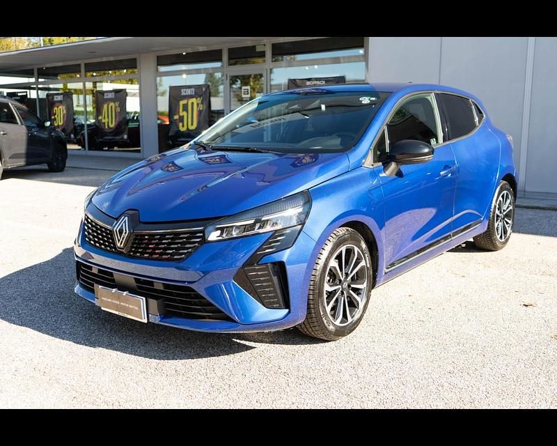Usata Renault Clio V Techno 90 CV (66 kW) 2024 Blu iron Berlina