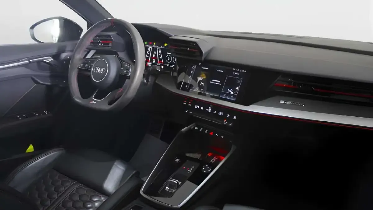 Usata Audi RS3 400 CV (294 kW) 2022 0e nero mito metallizzato Berlina