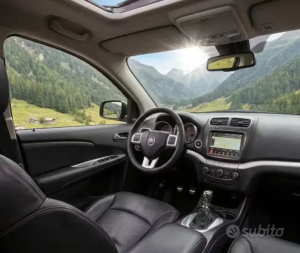 Usata Fiat Freemont Lounge 140 CV (102 kW) 2014 Grigio SUV