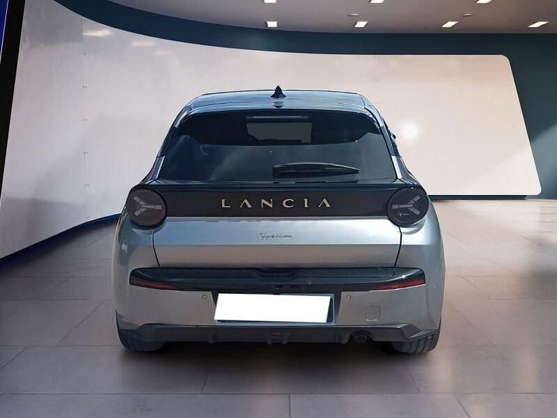 Usata Lancia Ypsilon 110 CV (80 kW) 2025 Grigio Utilitaria