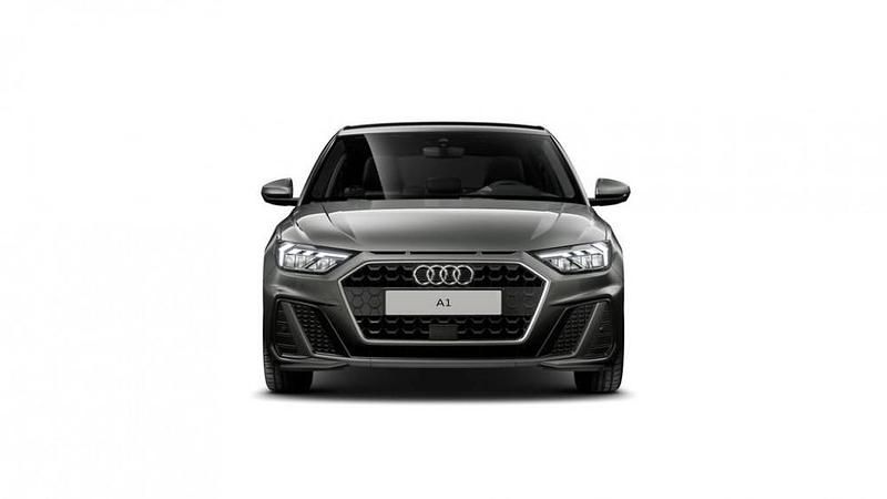 Nuova Audi A1 Sportback S-Line 116 CV (85 kW) 2026 Grigio chronos metallizzato nero mito me Utilitaria