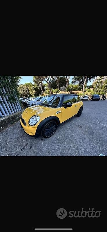 Usata Mini Cooper S 175 CV (128 kW) 2007 Giallo Utilitaria