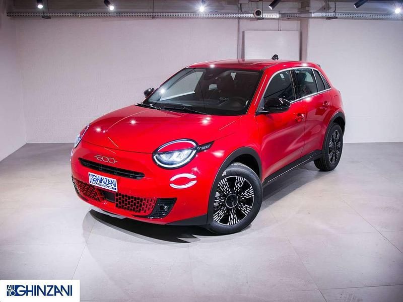 Nuova Fiat 600 Icon 110 CV (80 kW) 2025 Rosso SUV