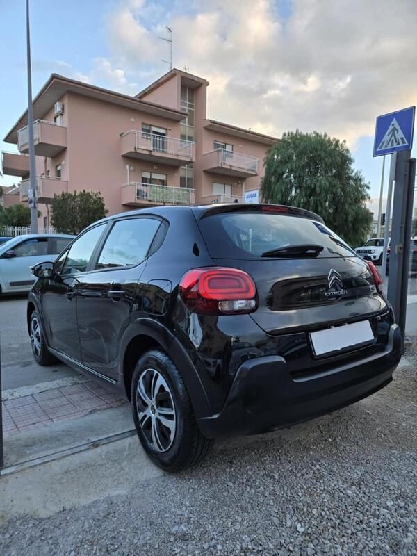 Usata Citroën C3 Feel 82 CV (60 kW) 2018 Nero Utilitaria
