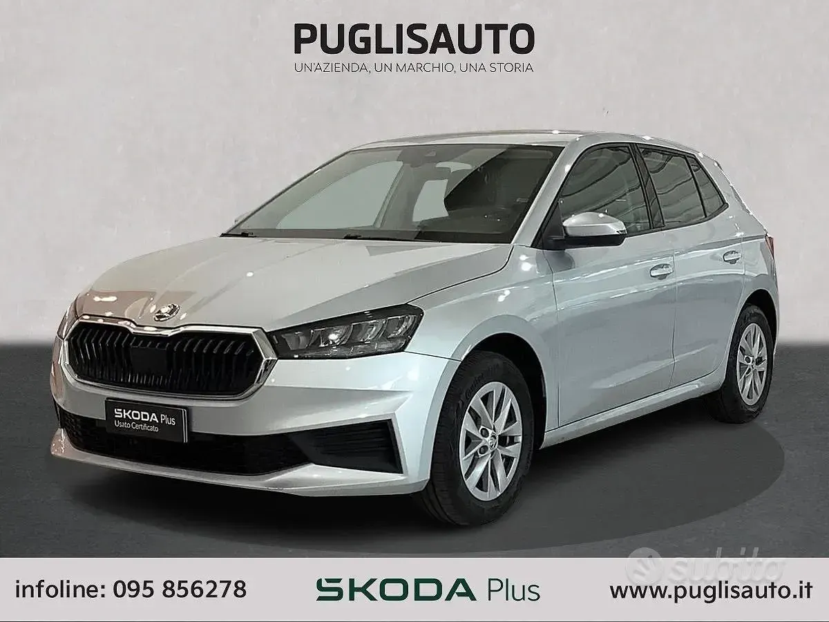 Usata Skoda Fabia Ambition 95 CV (69 kW) 2023 Grigio Utilitaria