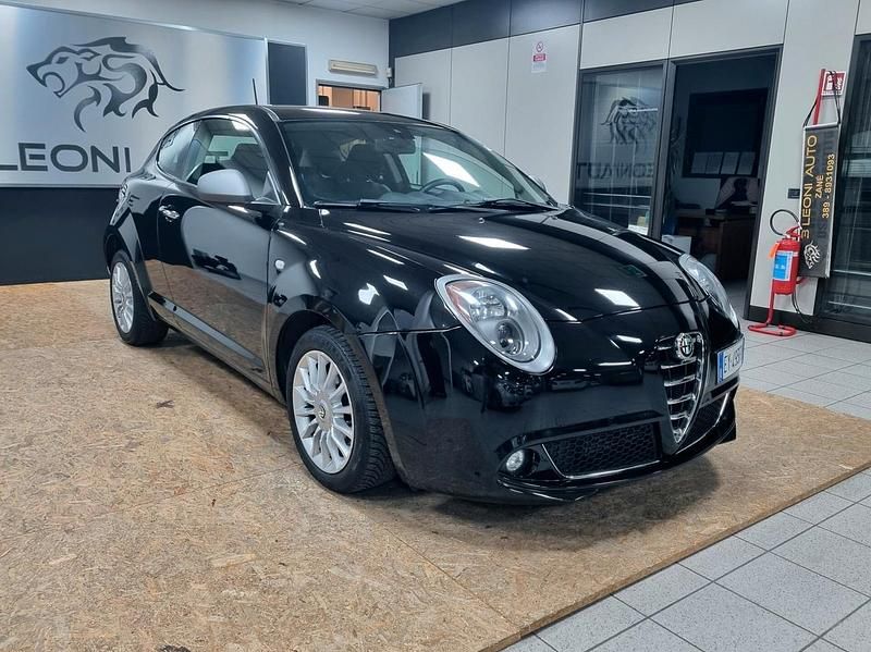 Usata Alfa Romeo MiTo Distinctive 85 CV (62 kW) 2015 Nero Utilitaria