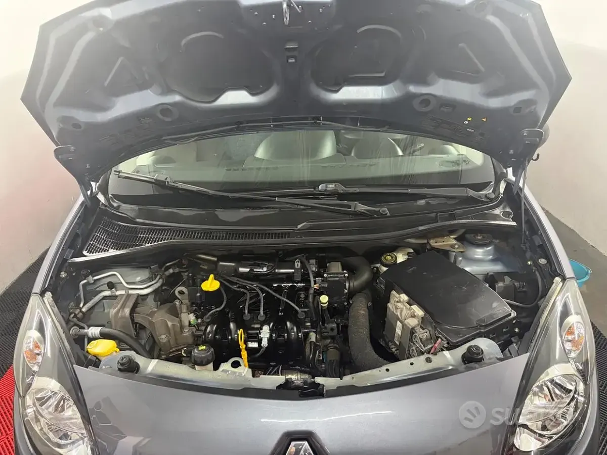 Usata Renault Twingo 58 CV (42 kW) 2009 Grigio Utilitaria