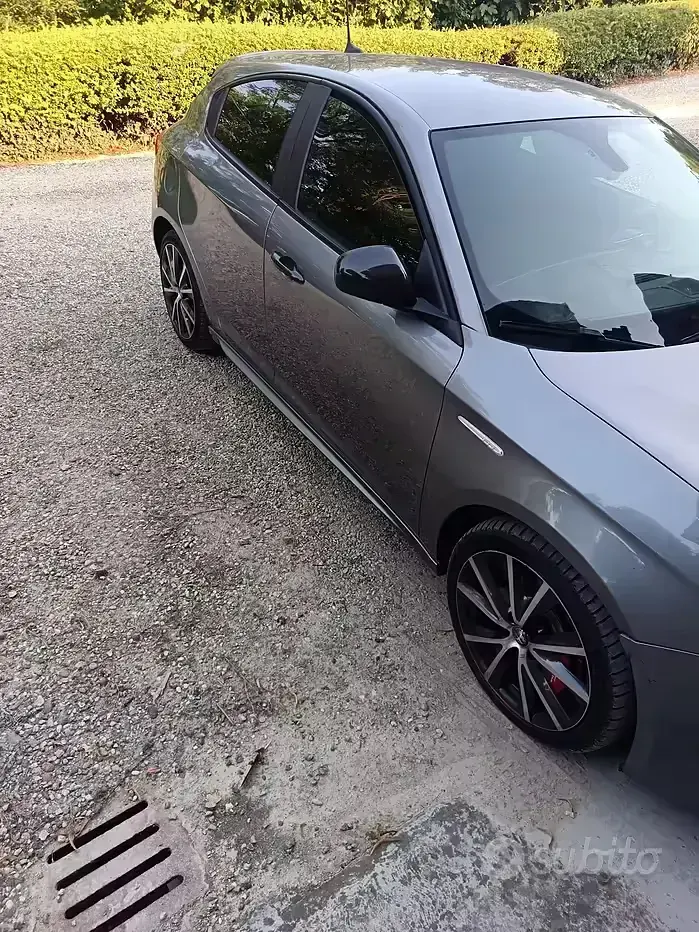 Usata Alfa Romeo Giulietta 120 CV (88 kW) 2020 Grigio Utilitaria
