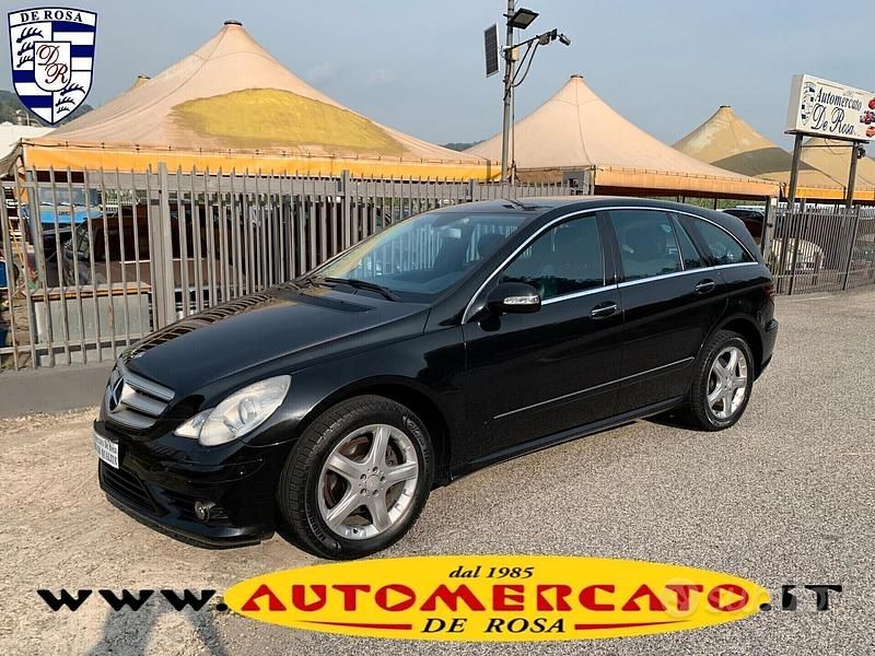 Usata Mercedes R320 Premium 224 CV (164 kW) 2008 Nero Monovolume