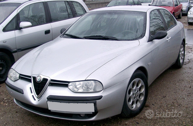 Usato 1997 Alfa Romeo 156 2.0 Benzin (3.800 €)