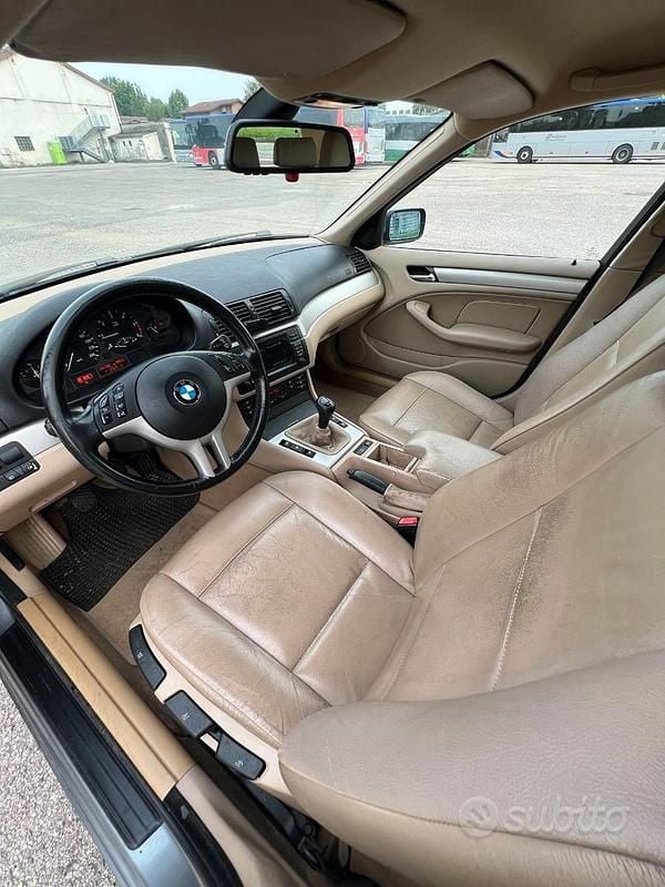 Usata BMW 320 150 CV (110 kW) 2004 Grigio Station wagon