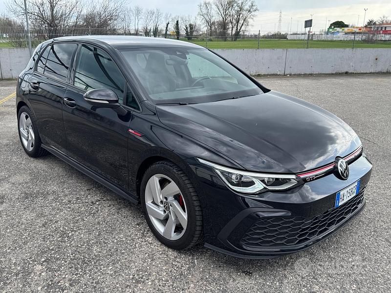 Usata VW Golf VIII GTI 245 CV (180 kW) 2023 Nero Berlina