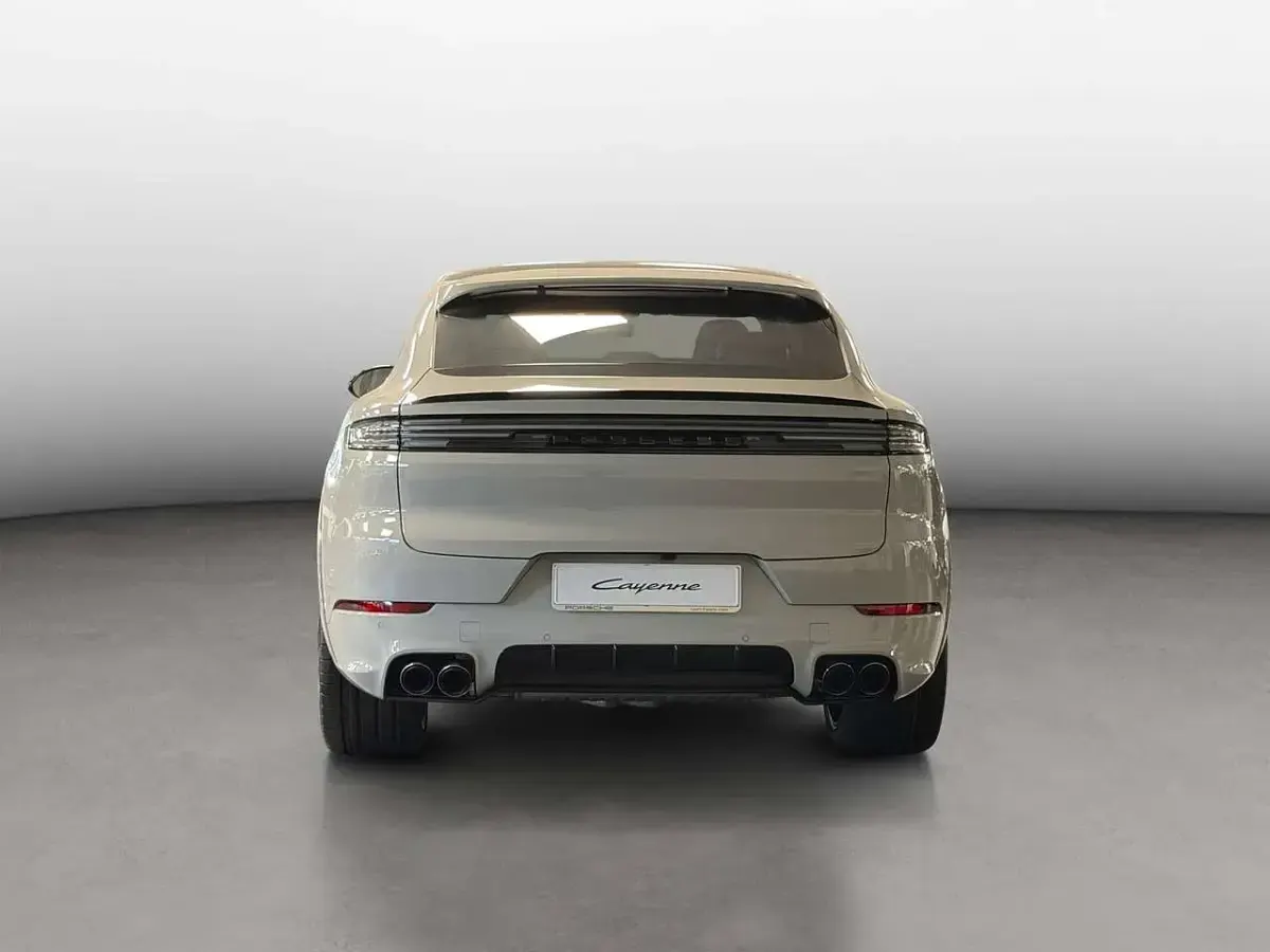 Nuova Porsche Cayenne Black Edition 470 CV (345 kW) 2026 Gesso SUV