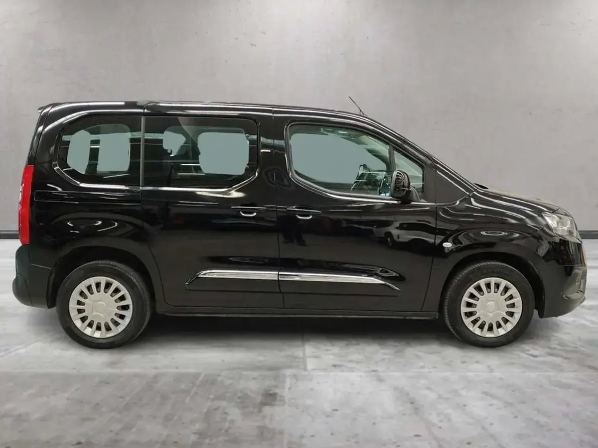 Usata Toyota Proace Verso City 110 CV (80 kW) 2022 Nero Station wagon