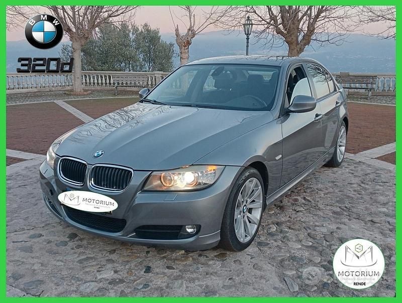 Usata BMW 320 177 CV (130 kW) 2010 Grigio Berlina