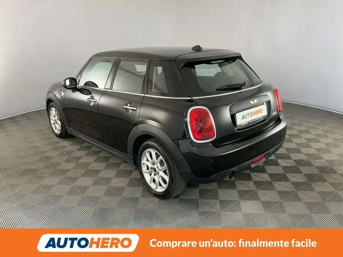 Usata Mini One D 95 CV (69 kW) 2017 Nero Utilitaria