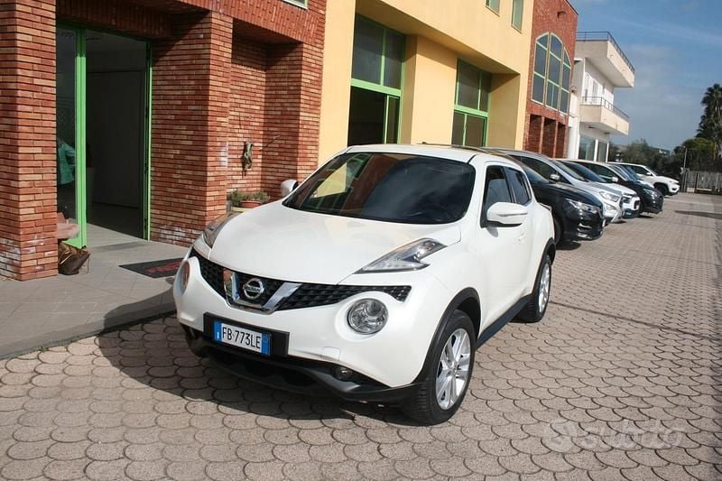 Usata Nissan Juke Acenta 110 CV (80 kW) 2015 Bianco SUV