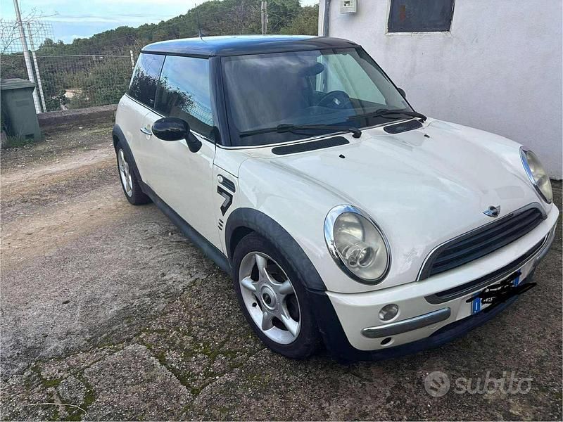 Usata Mini One D Seven 88 CV (64 kW) 2006 Bianco Utilitaria