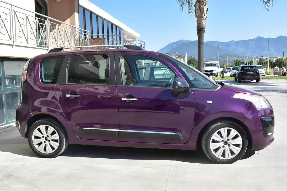 Usata Citroën C3 Picasso Exclusive 110 CV (80 kW) 2016 Viola Monovolume